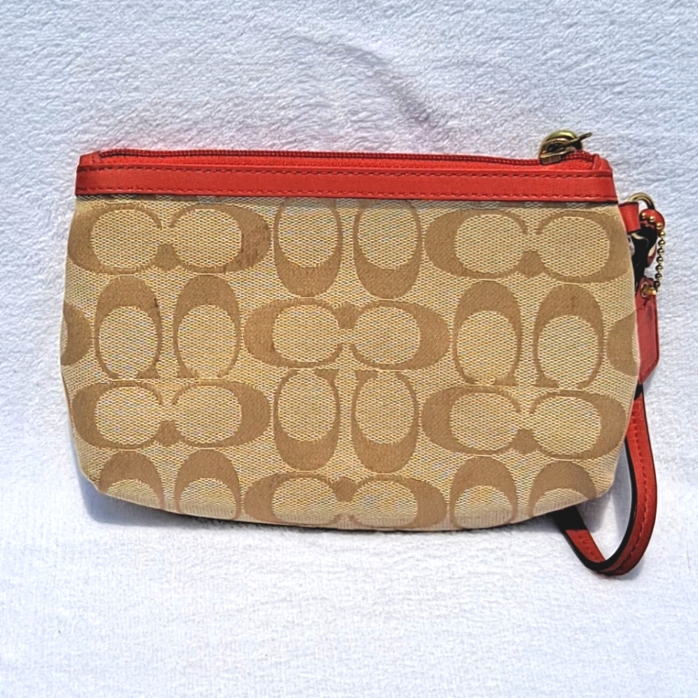 π π Coach Gallery Signature Medium Wristlet - Picture 3 of 6